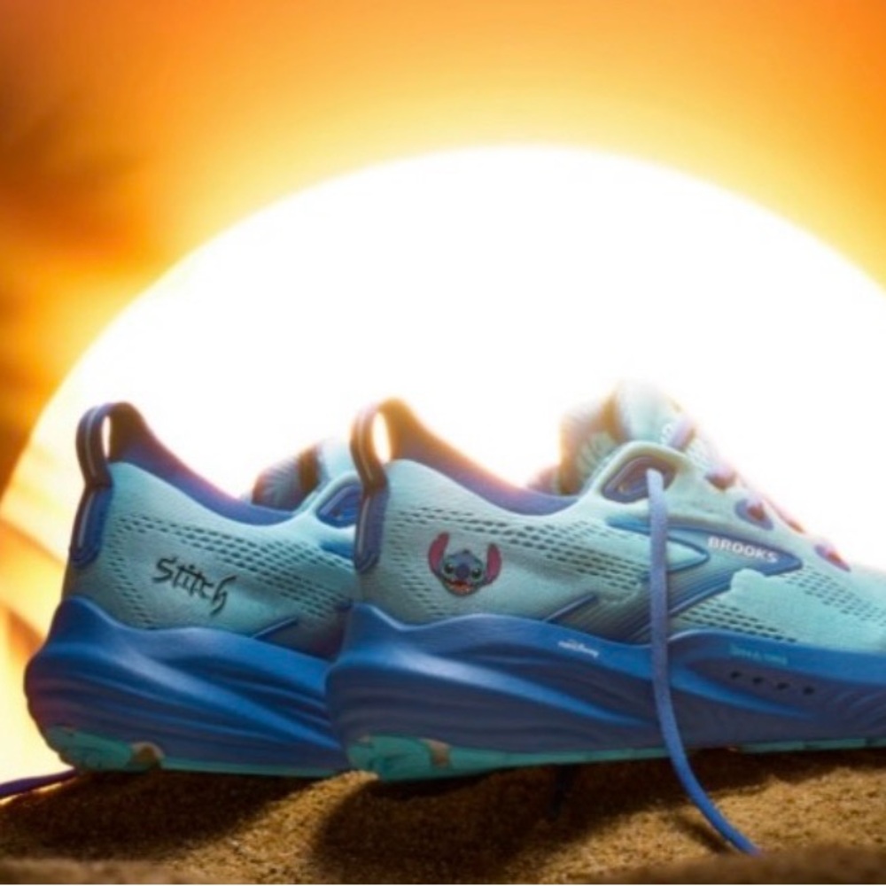 Brooks Aqua and Teal Athletic Sneakers Special Edition Stitch